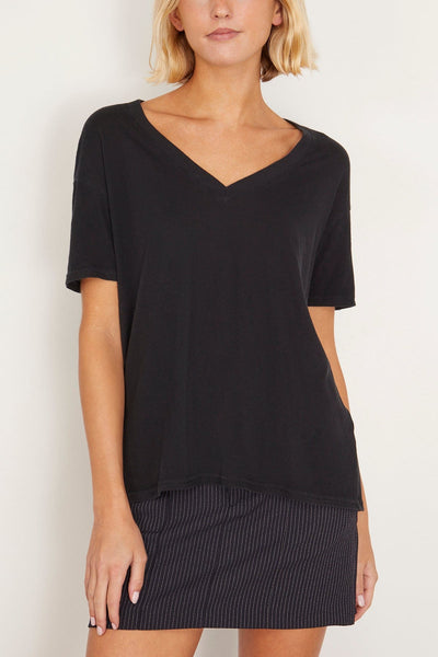 R13 Tops V-Neck Boxy Seamless T-Shirt in Cashmere Black R13 V-Neck Boxy Seamless T-Shirt in Cashmere Black