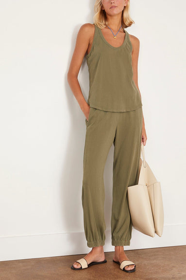 Xirena Pants Crispin Pant in Dune Green Xirena Crispin Pant in Dune Green