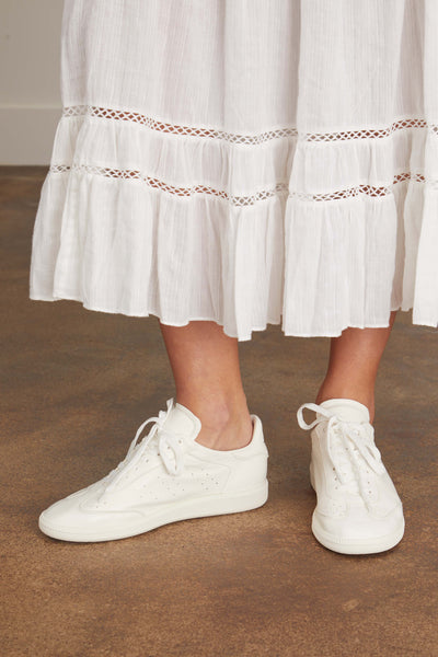 Isabel Marant Shoes Low Top Sneakers Bryce Sneaker in White Isabel Marant Bryce Sneaker in White